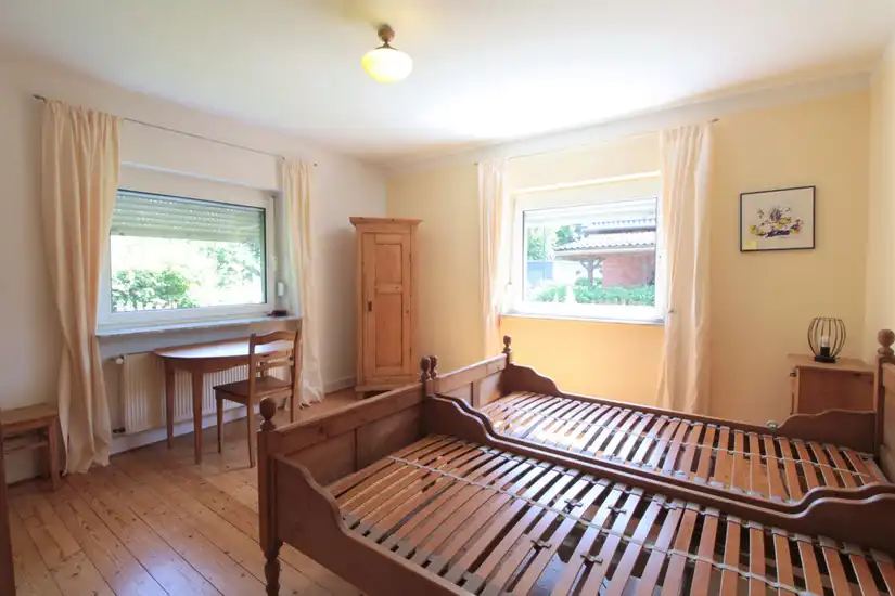 Schlafzimmer - EG