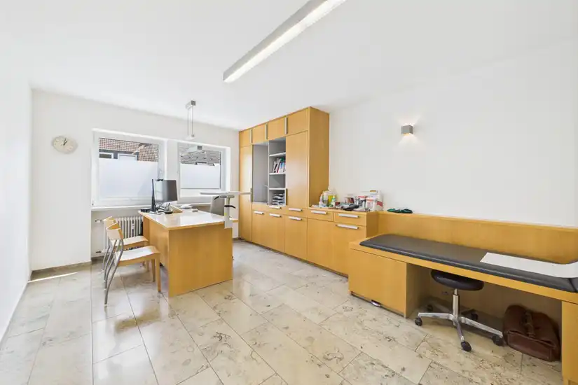 Behandlungszimmer 5