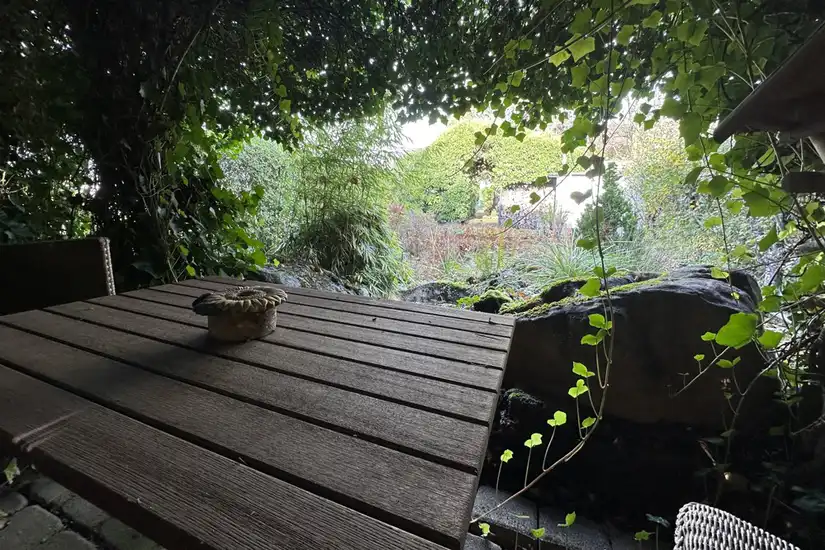 2. Terrasse im hinteren Garten
