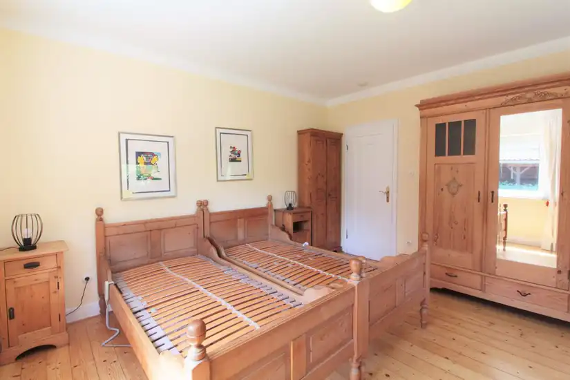 Schlafzimmer - EG
