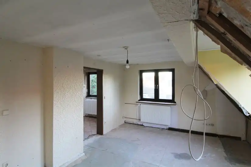 Wohn- oder Schlafzimmer (OG)