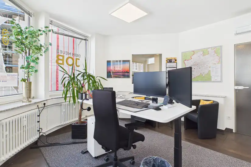 Büro 2