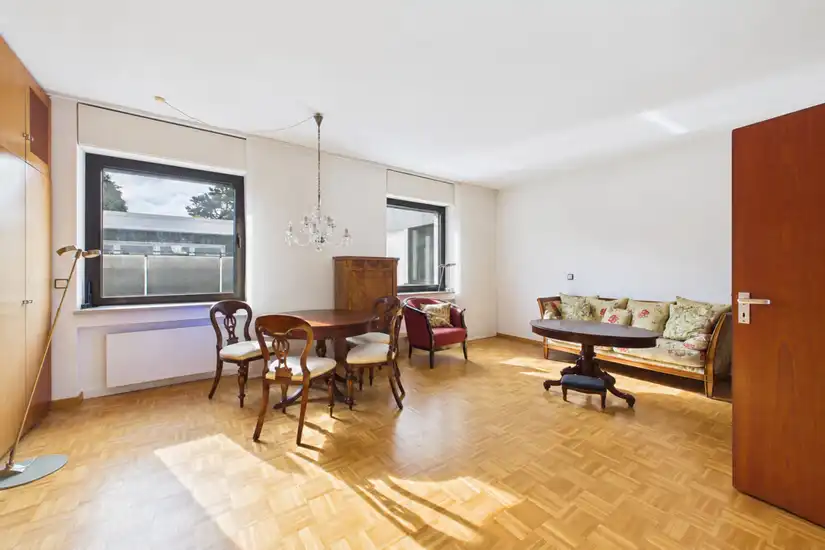 Einheit 2 - Wohn- & Schlafzimmer