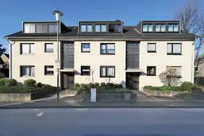 Außenansicht eines Mehrfamilienhauses